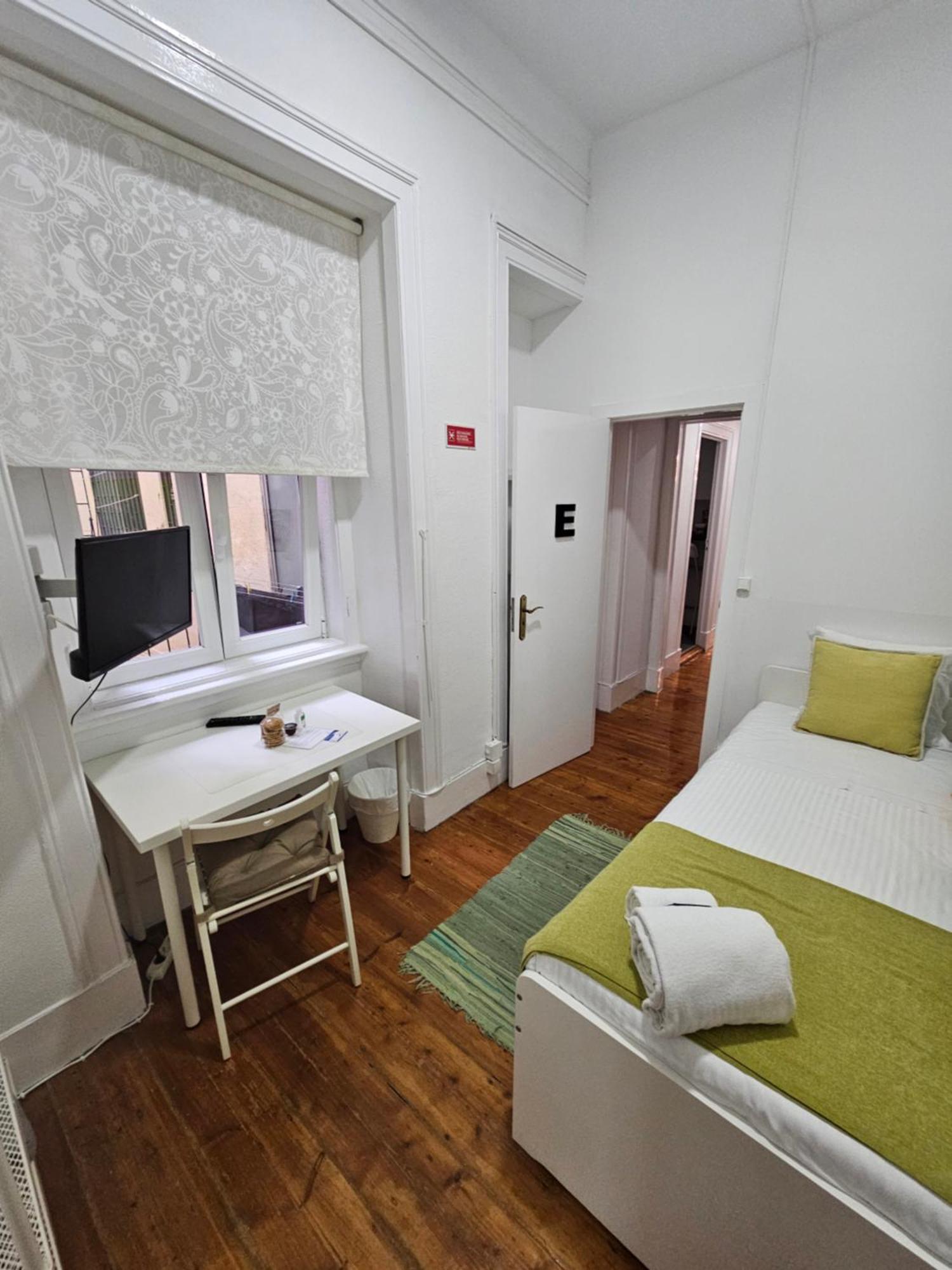 Almirante Guesthouse Lisboa Pokoj fotografie