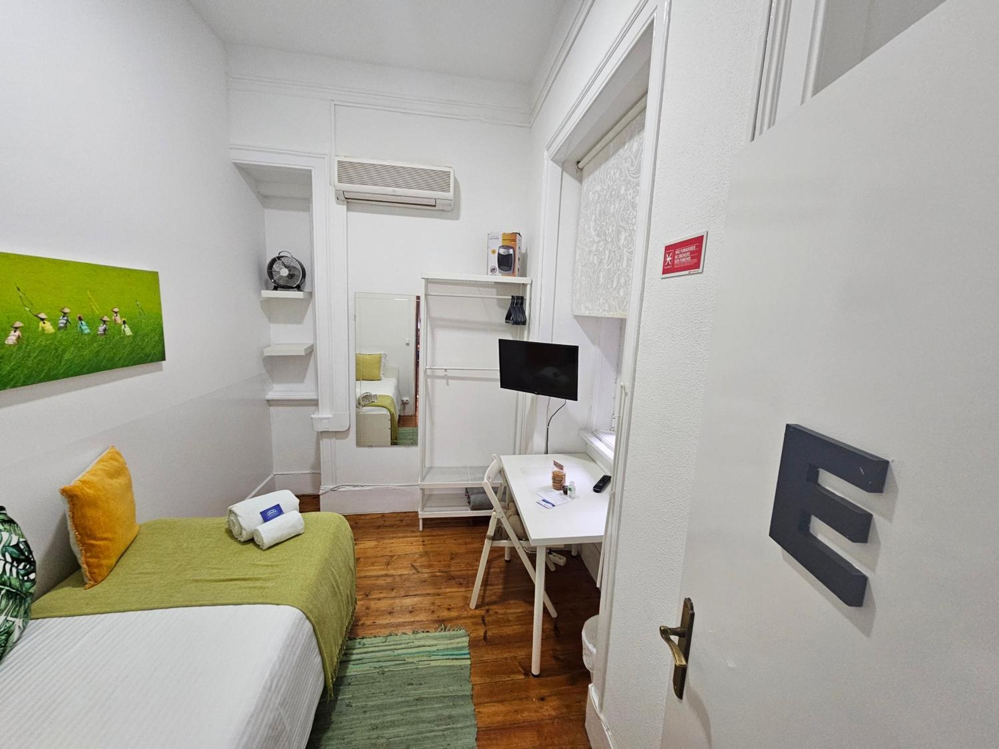 Almirante Guesthouse Lisboa Pokoj fotografie