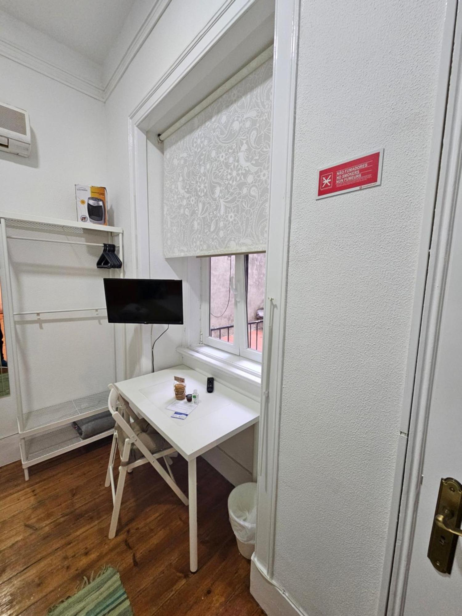 Almirante Guesthouse Lisboa Pokoj fotografie