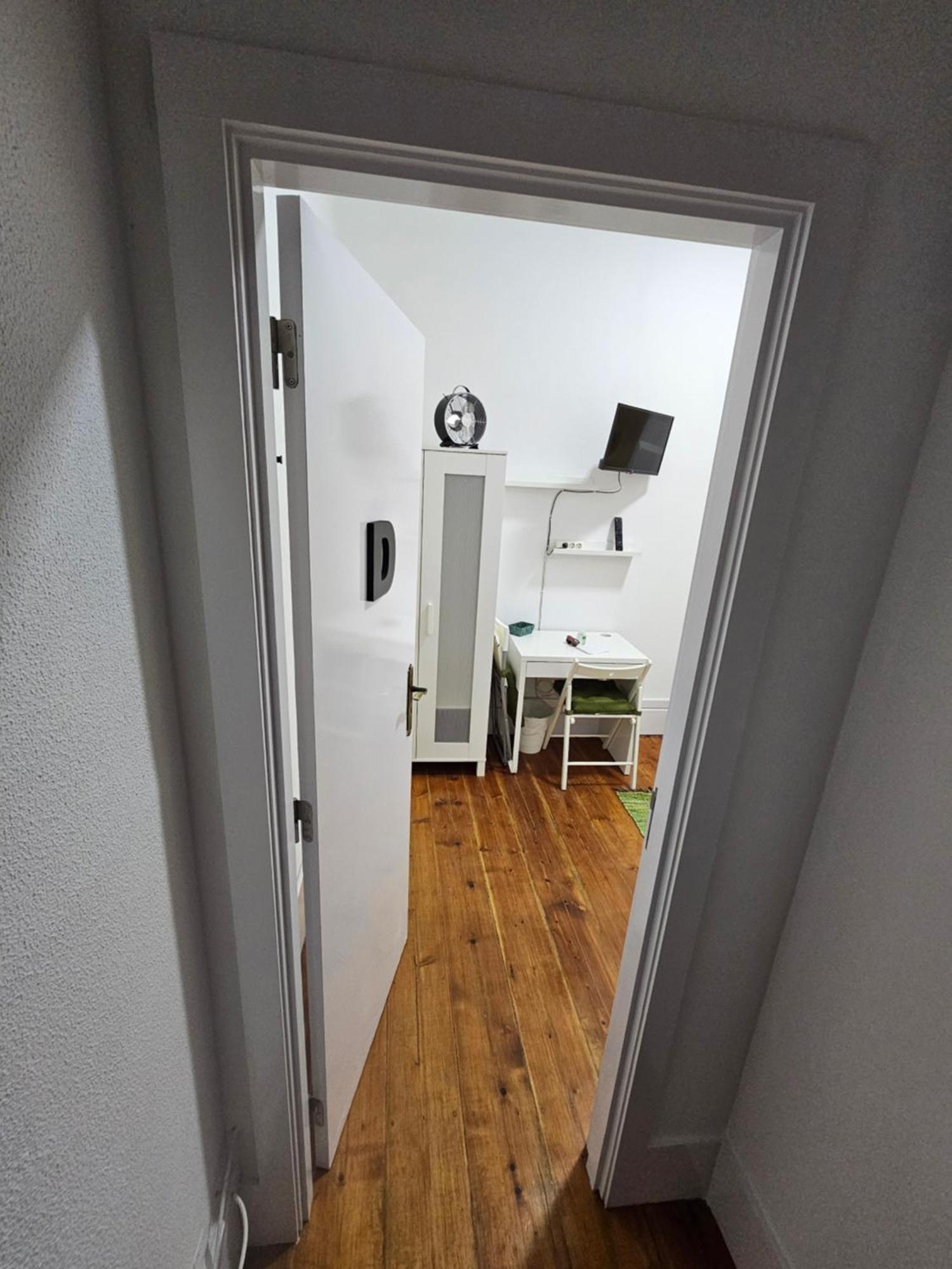 Almirante Guesthouse Lisboa Pokoj fotografie